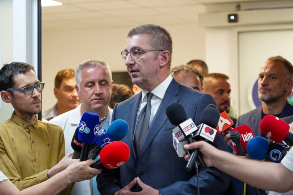 Mickoski: Do të ketë përgjegjësi për këdo që shkel ligjin, pavarësisht se cilës parti politike i përket