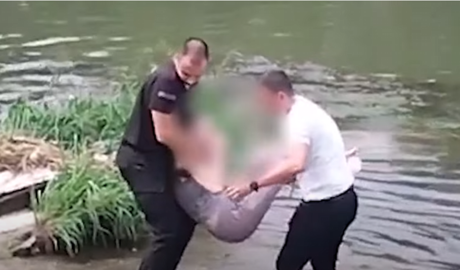 Policia shpëton gruan nga lumi Vardar